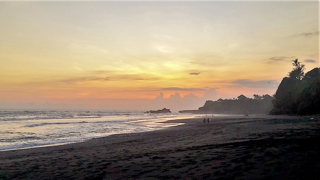 Balian Beach Tabanan Full Tide Schedule In October 2022