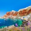 Where and when to swim in Santorini: sea temperature by month
